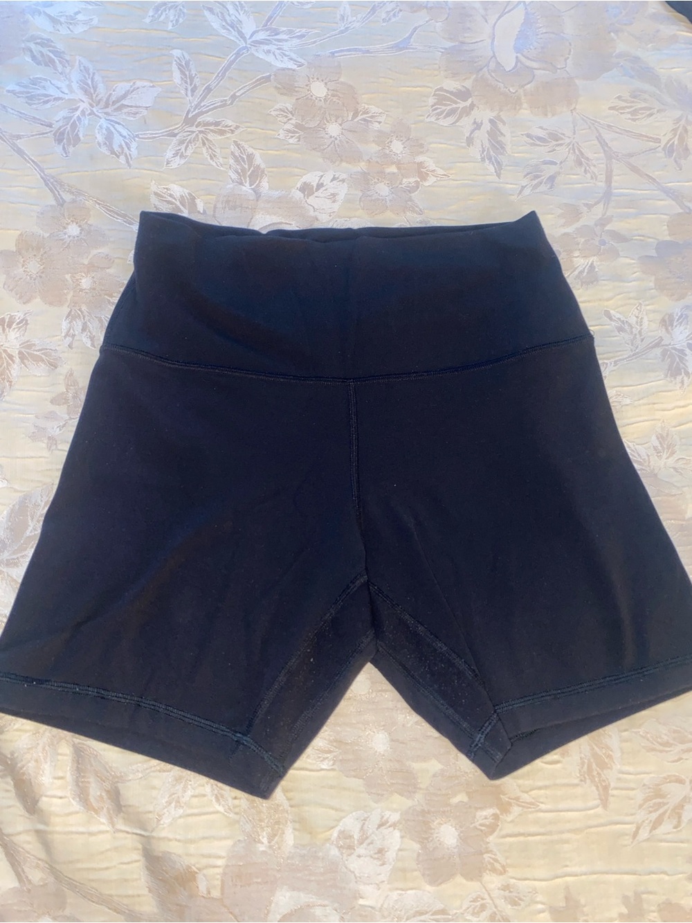 lululemon athletica Black High-Rise Bike Shorts 6”